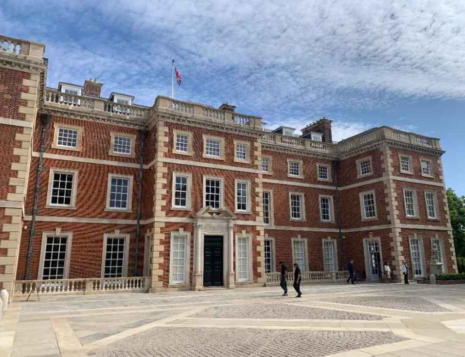 Trent Park mansion