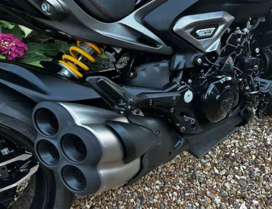 Rocket Launcher exhaust