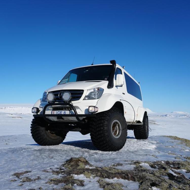 Iceland - The Home Of Imagination: Tour, Explore and Retreat 