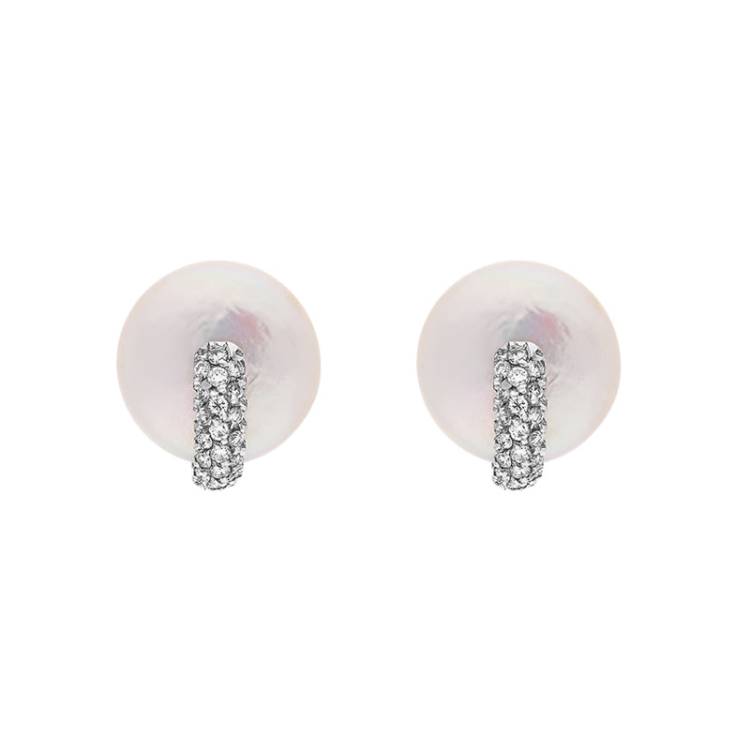 18ct White Gold 0.44ct Diamond Freshwater Flat Pearl Earrings D