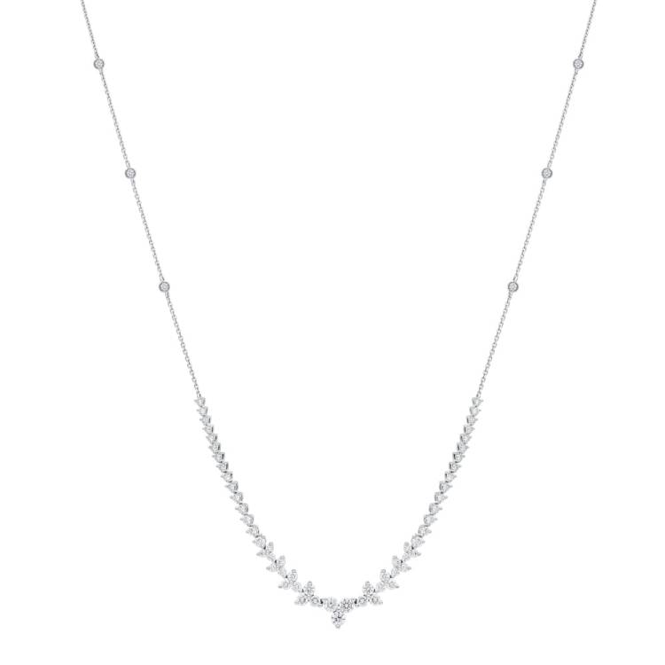 18ct White Gold 2.33ct Diamond Graduated Collar Necklace