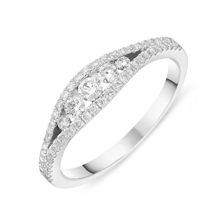 18ct White Gold 0.45ct Diamond Vintage Style Ring - M