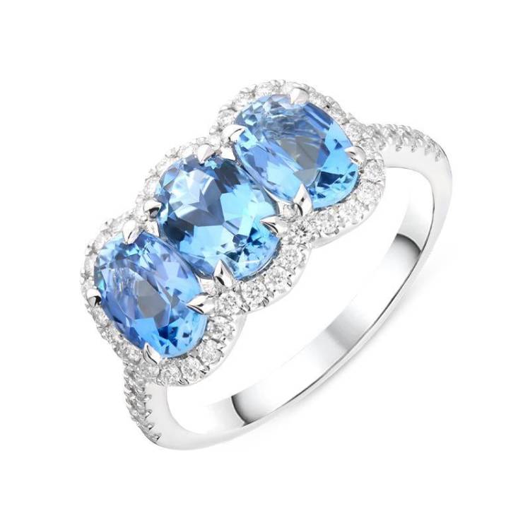 18ct White Gold 2.14ct Aquamarine Diamond Oval Cluster Ring - N