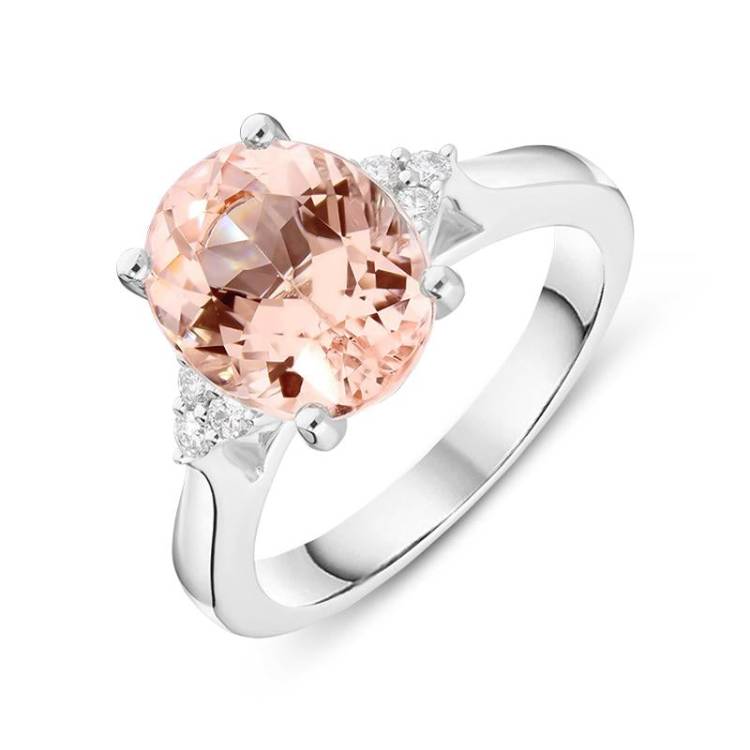 18ct White Gold 3.50ct Morganite 0.10ct Diamond Oval Cut Ring