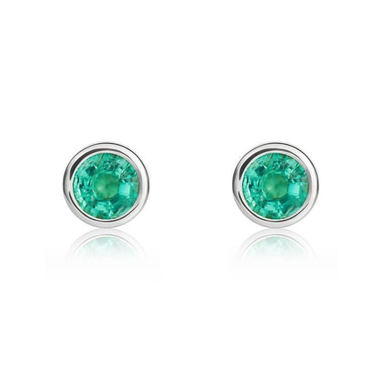9ct White Gold Emerald 4mm Round Rub Over Set Stud Earrings