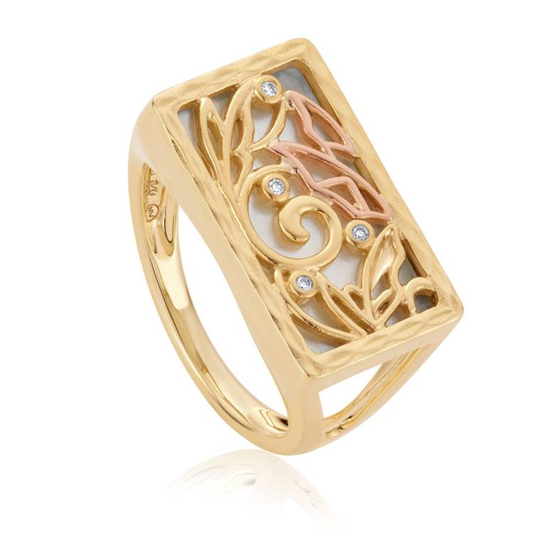 Clogau Tylwyth Teg 9ct Gold White Mother of Pearl Ring D - Q