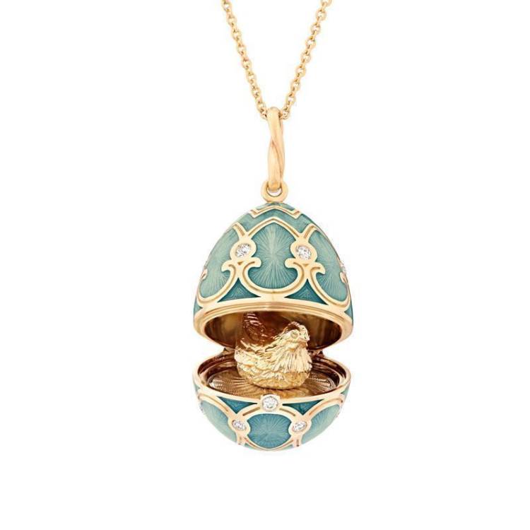 Faberge Palais Tsarskoye Selo Turquoise Locket With Hen Surprise - Gold