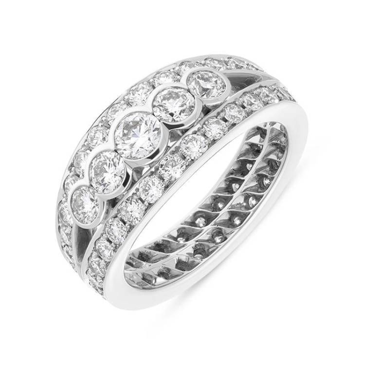 Hans D Krieger 18ct White Gold 2.56ct Diamond Graduated Eternity Ring