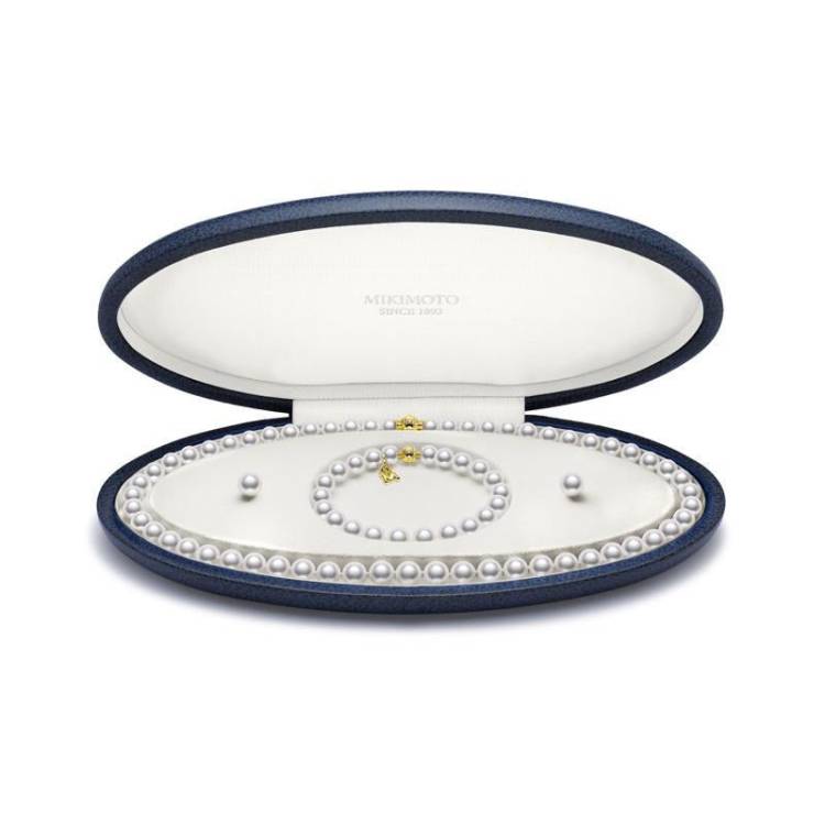 Mikimoto 18ct Yellow Gold Akoya Pearl Necklace, Bracelet and Earring Set