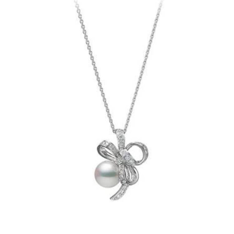 Mikimoto Jeux de Rubans 18ct White Gold 8.75mm Pearl 0.49ct Diamond Necklace