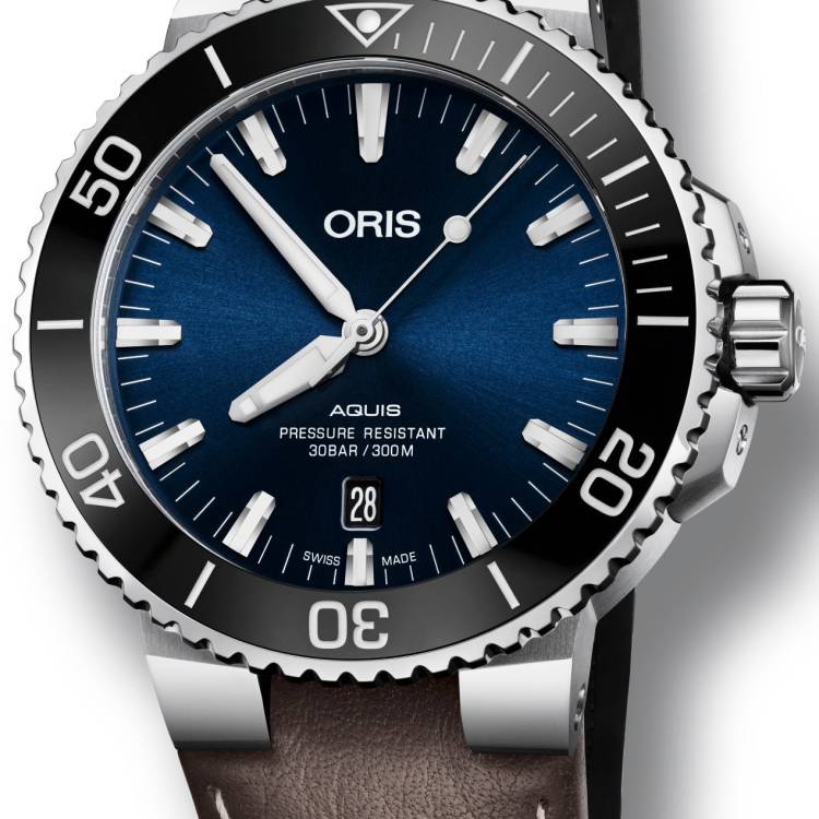 Oris Watch Aquis Date Leather - Blue