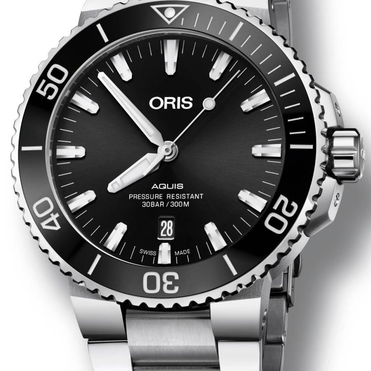 Oris Watch Aquis Date