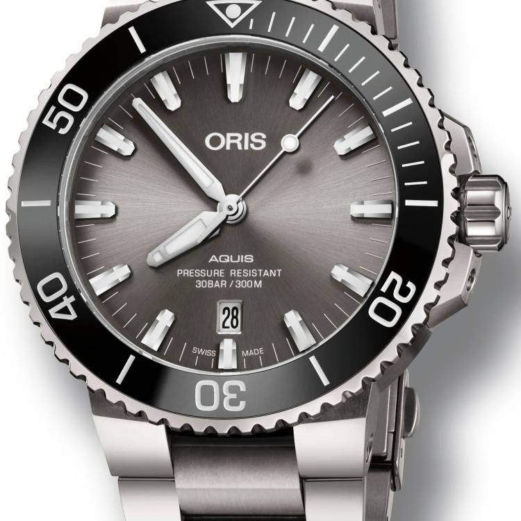 Oris Watch Aquis Titanium Date