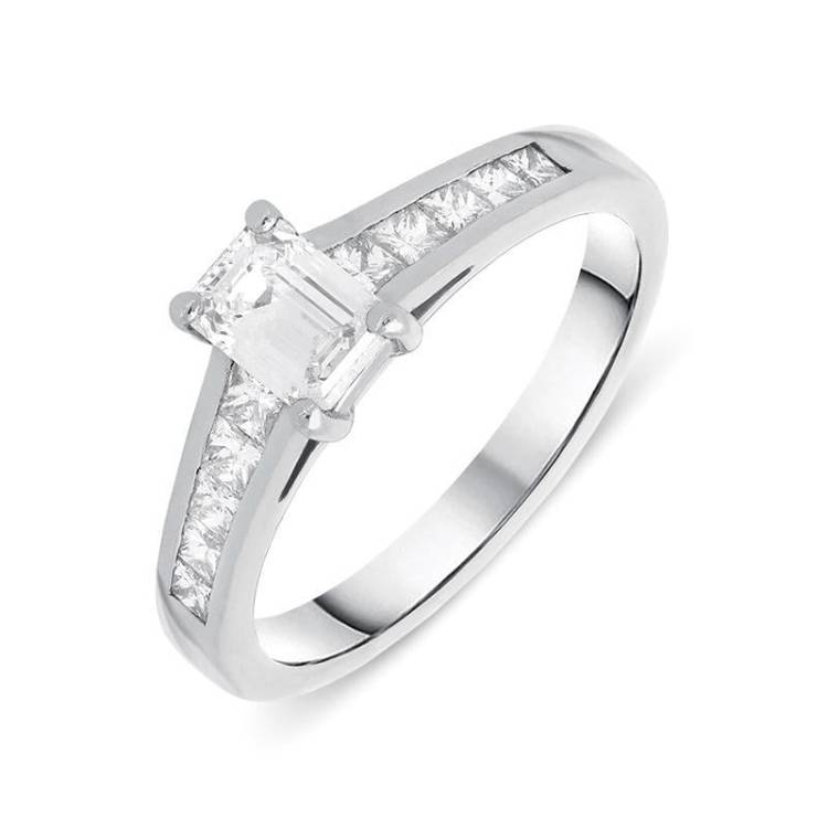 Platinum 0.80ct Diamond Emerald Cut Graduating Ring