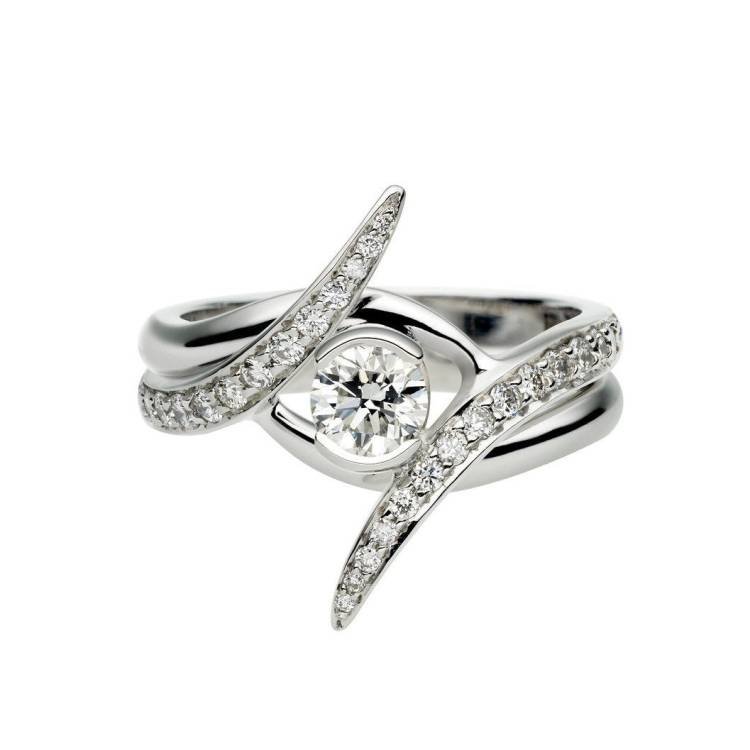 Shaun Leane 18ct White Gold Outward Interlocking Ring Set - M