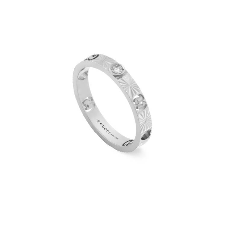 Gucci Icon 18ct White Gold Diamond Heart Band Ring D - Q.5