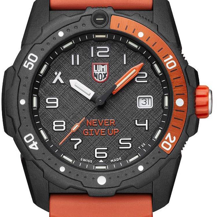 Luminox Watch Bear Grylls Survival Never Give Up - Black