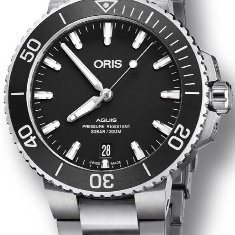 Oris Watch Aquis Date Bracelet - Black