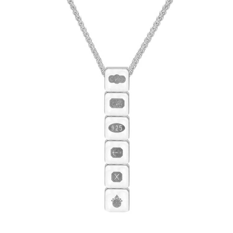 Sterling Silver Queen's Jubilee Hallmark Cushion Disc Pendant Necklace D - Silver