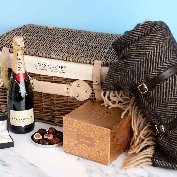 The Champagne Chocolate Proposal Picnic Hamper - Platinum 1.02ct Diamond
