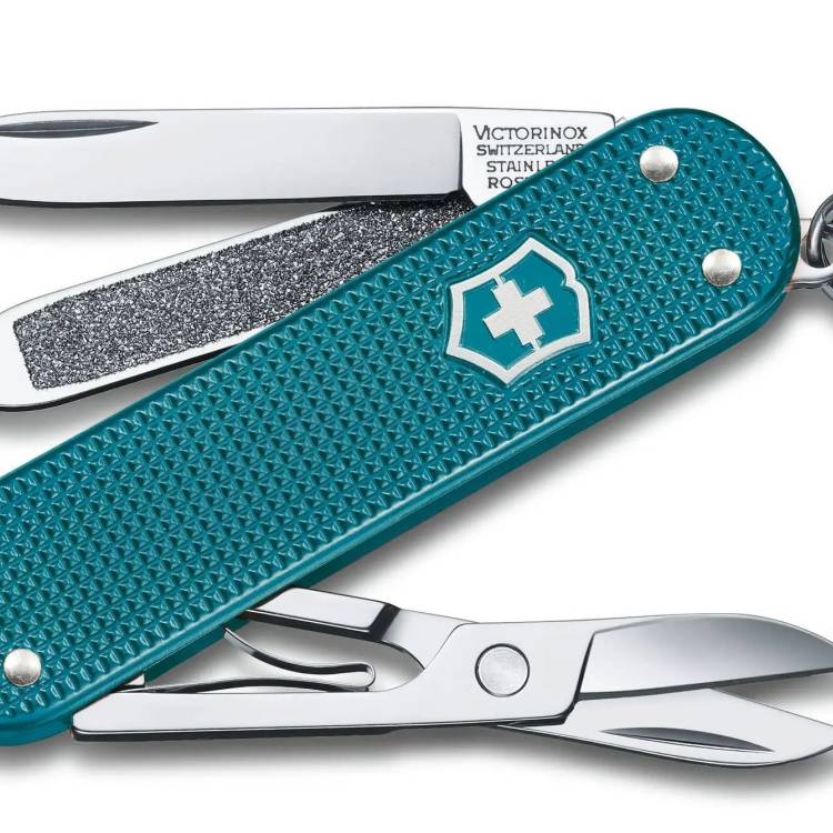 Victorinox Small Pocket Knife Classic SD Alox Wild Jungle